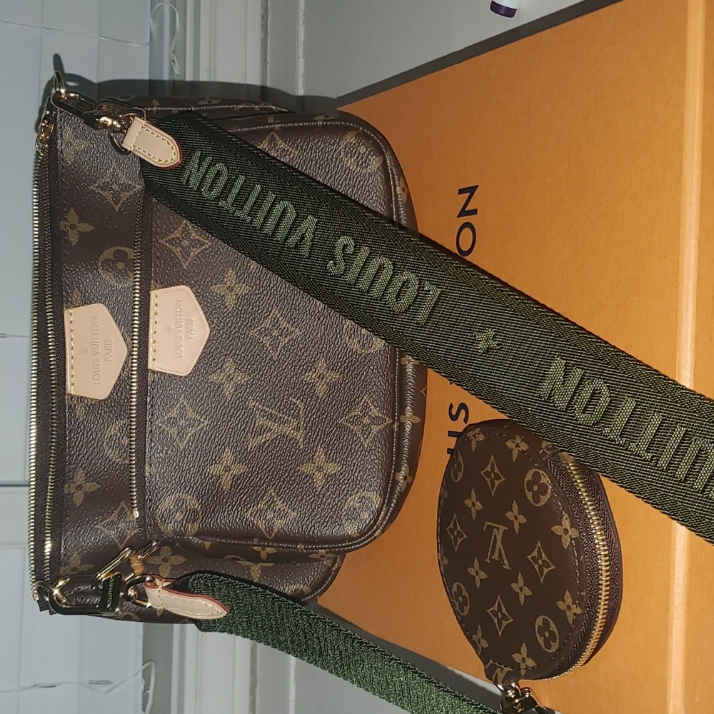 Multi pochette accessoires Louis Vuitton